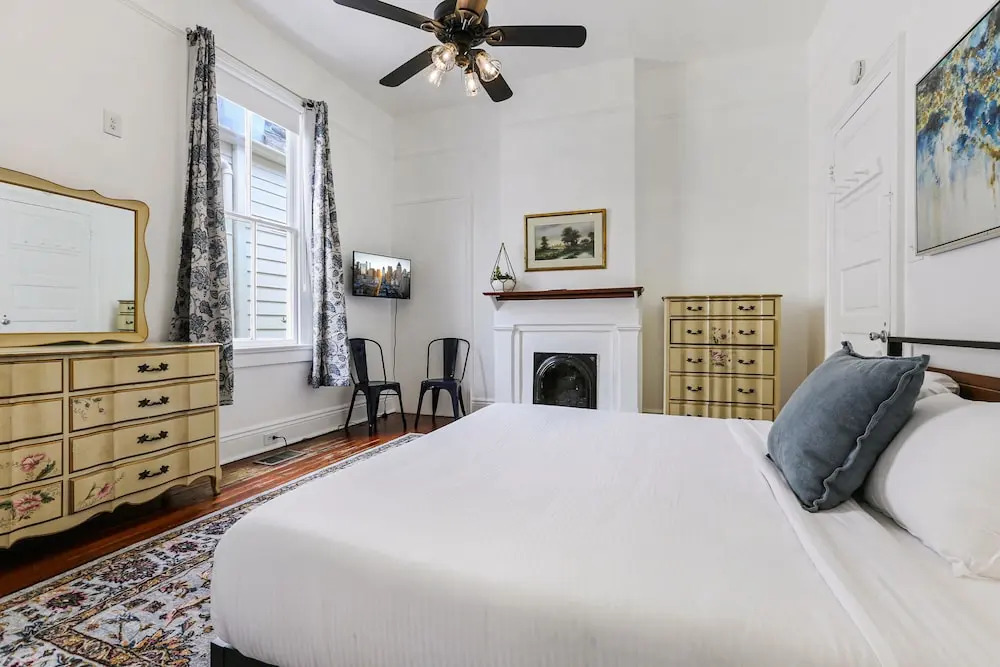 Uptown Spacious 4BD w Historic Charm