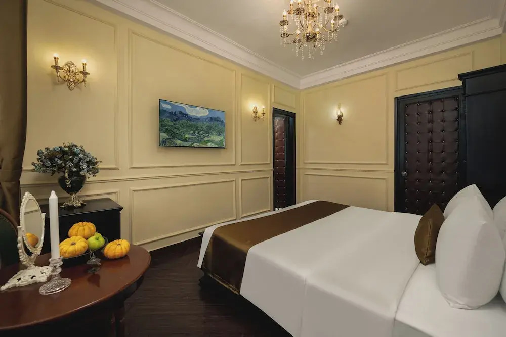 Vina Vintage Hotel