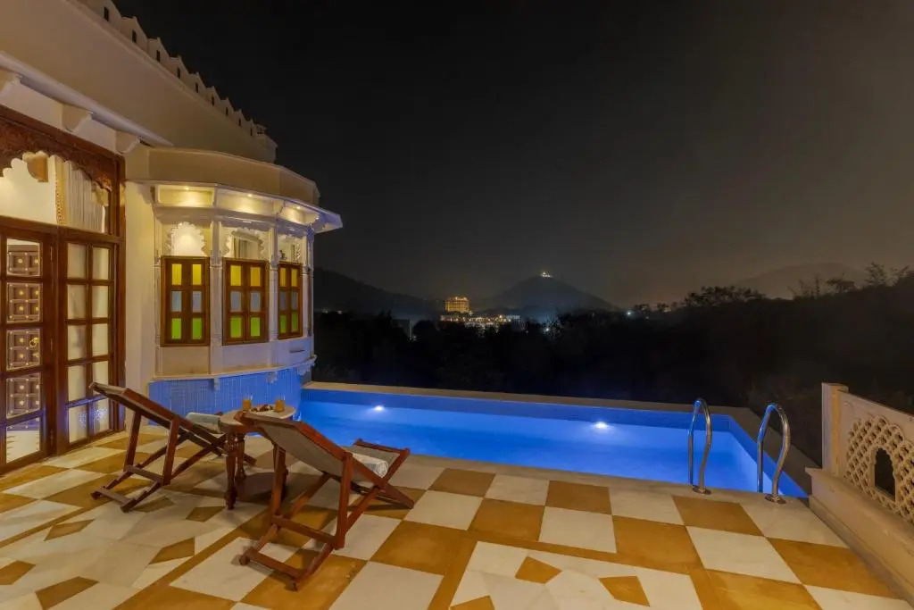 Saffronstays Kilakot Suite with Private Plunge Pool