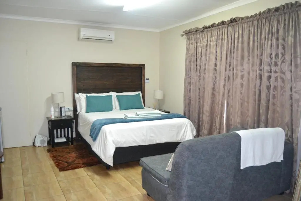 Green Grove Villa