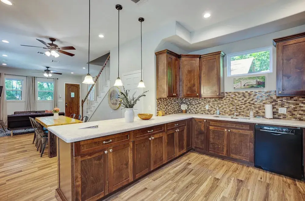 Pet-friendly Tomball Home: Walk to Main Street!