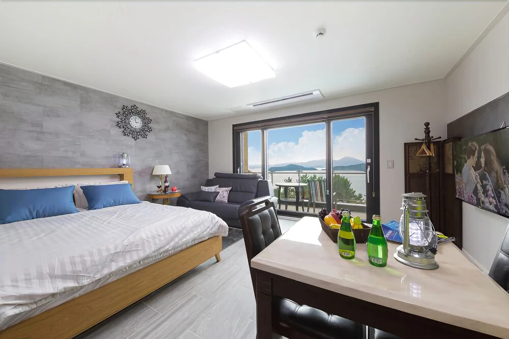 Geoje Ocean View Pension