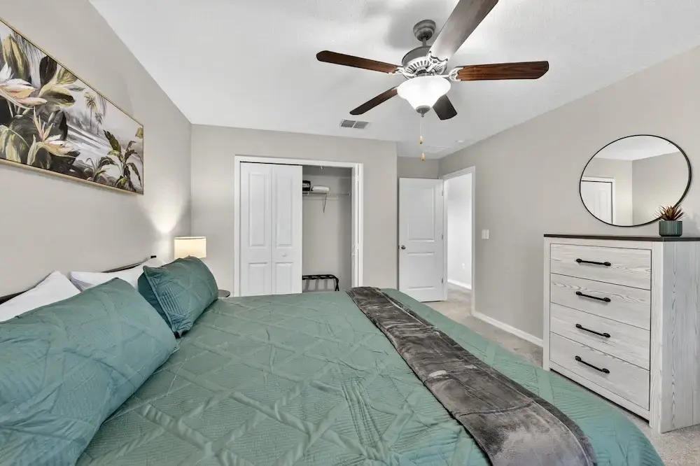 Spacious Getaway Near Apollo Beach 5 Bedroom Home