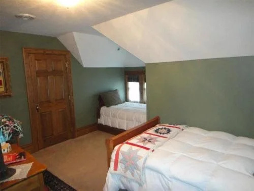 The Victorian Tudor Inn