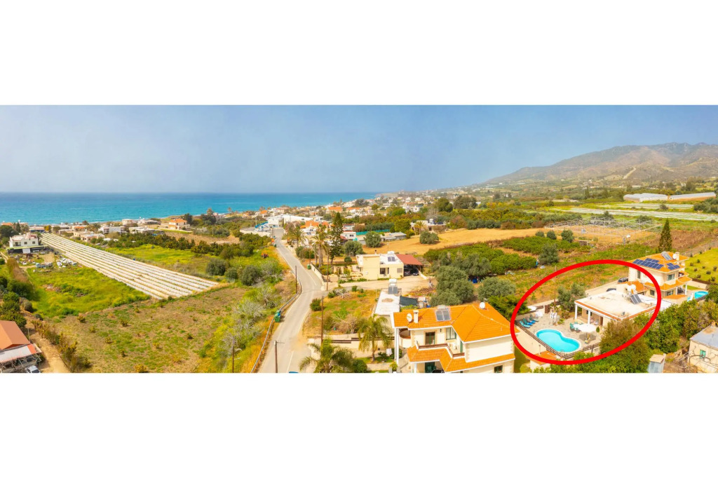 Villa Constantinos