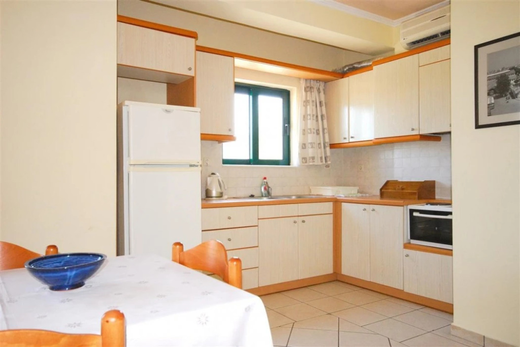 Aloni Suites