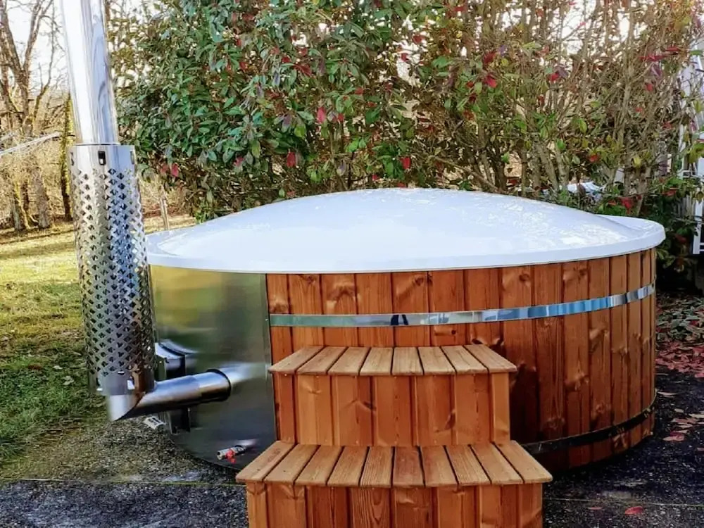 Holiday Home in Dordogne with Pool & Bubble Bath
