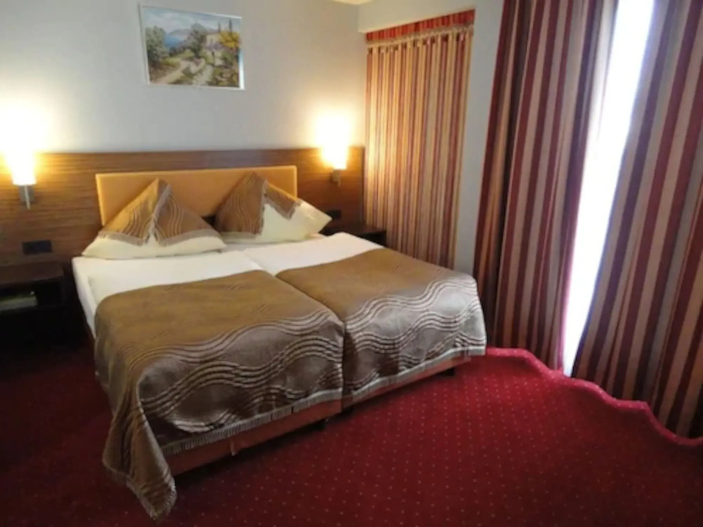 Grand Hotel Dream Main City Center