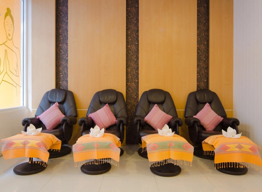 Eastiny Place Hotel