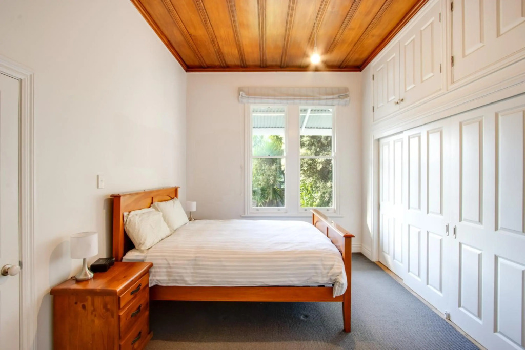 Coastal Villa - Napier Holiday Home