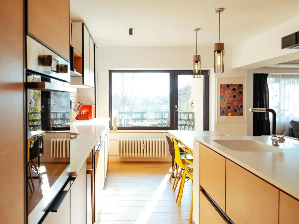 Central Modern Design Apartment