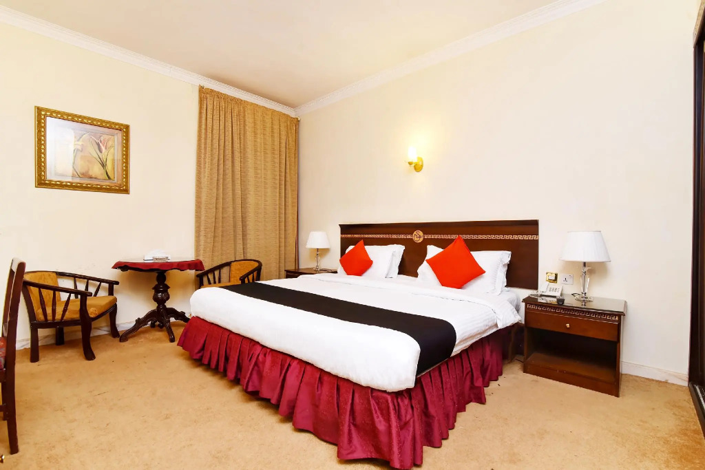 Capital O 419 Al Safeer Hotel