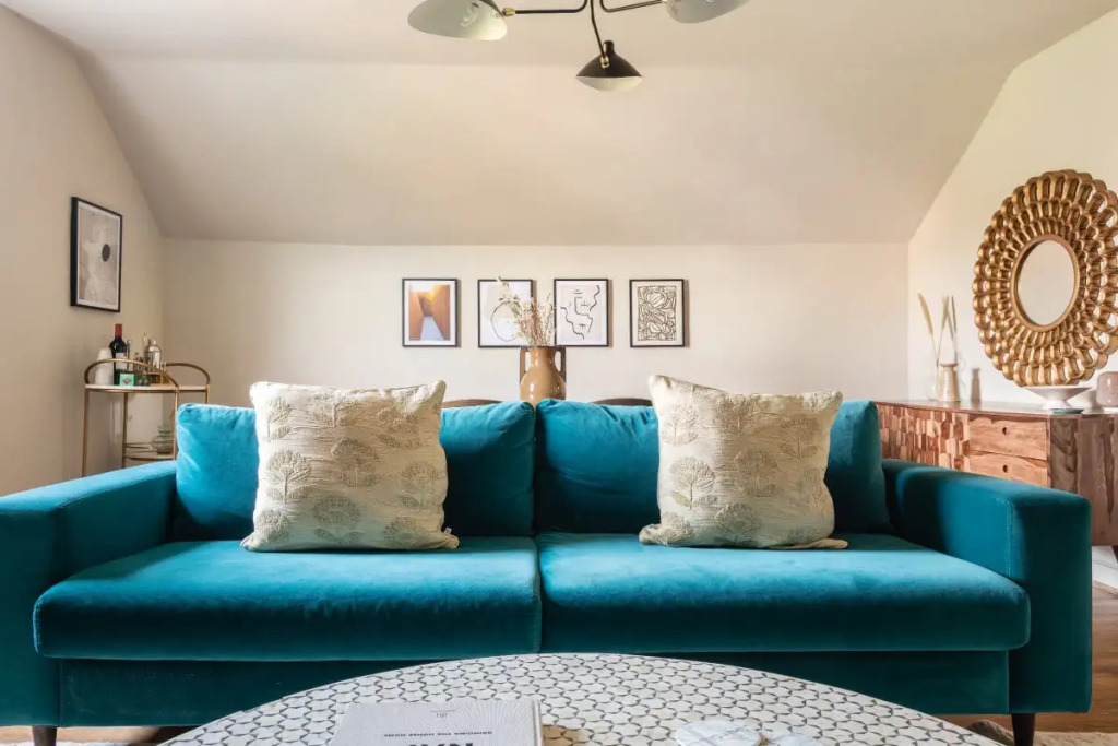 The Streatham Common - Modern & Bright 2BDR Apartment