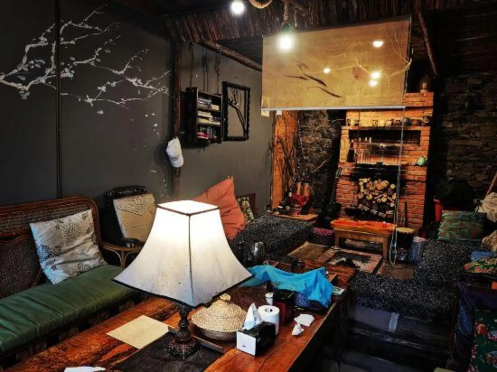 Shihong Inn