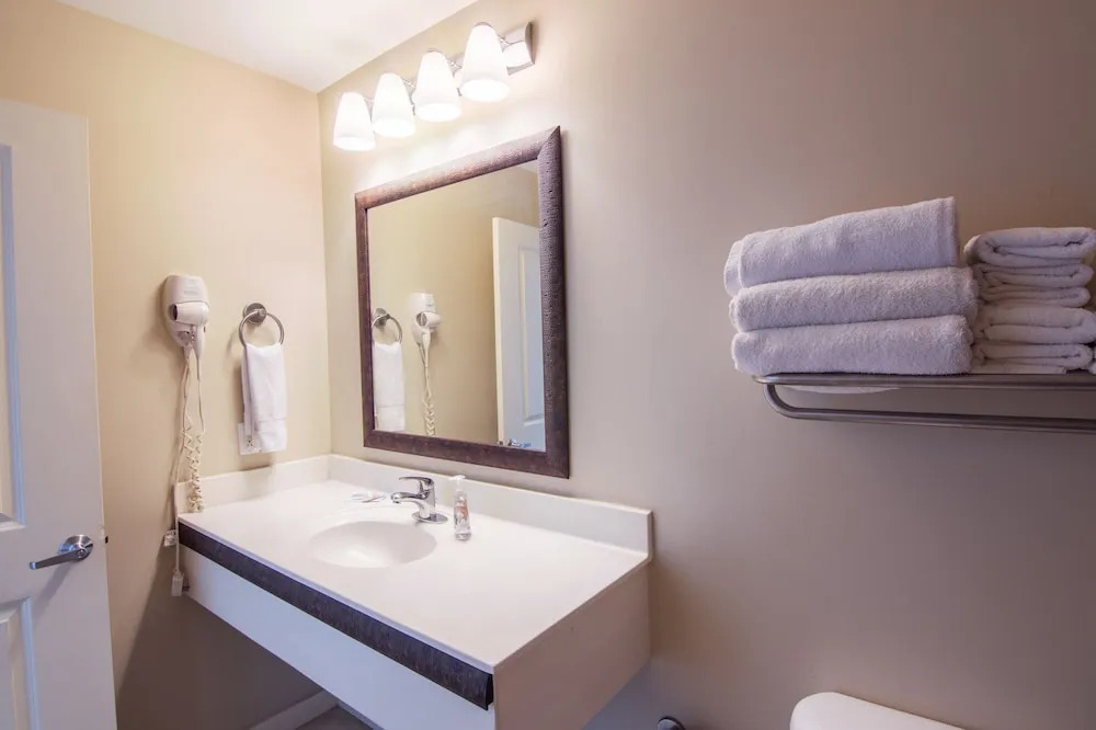 Origin at Seahaven 1135 - 2 Br Condo