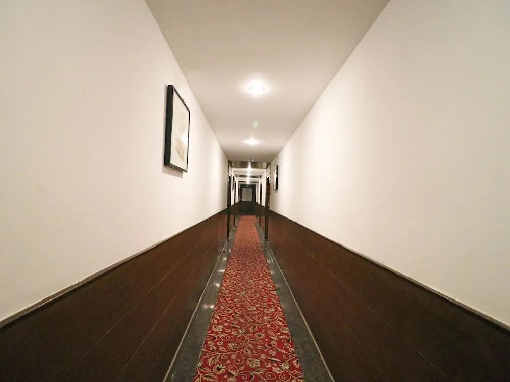 OYO 12780 New Hotel Rajwada