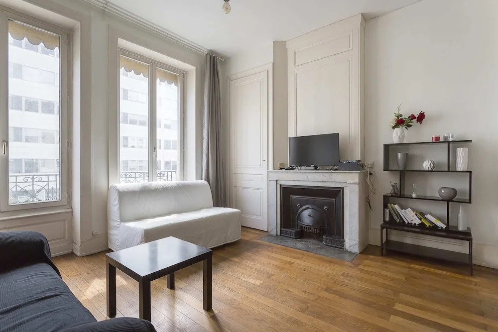 Modern 2 Room Apartment of 38m² - Lyon