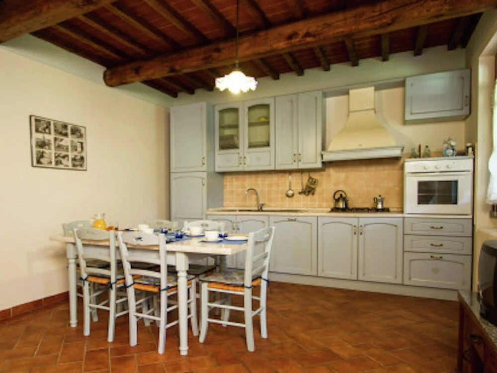 Farmhouse in Tuscany With Panoramic Pool