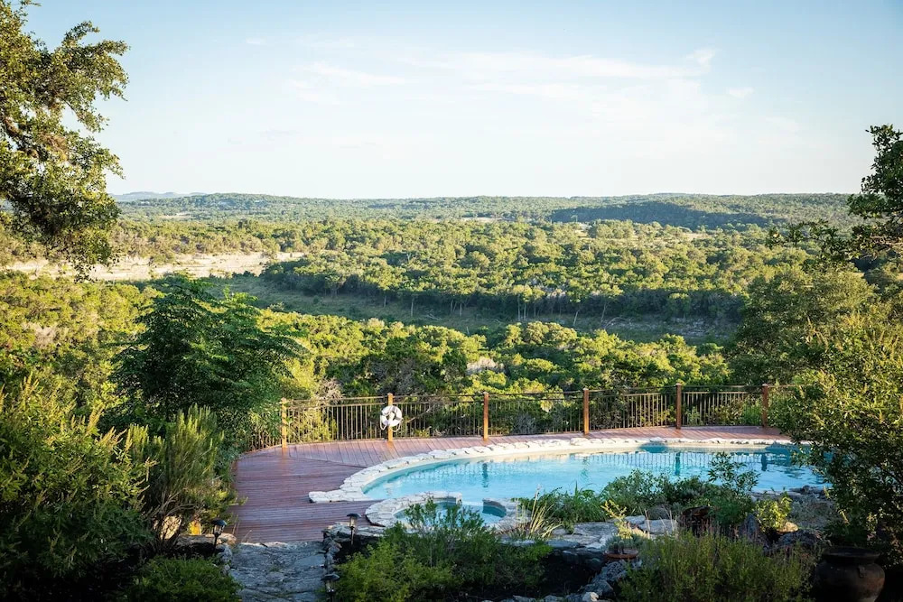 111 Wimberley - 6 Bedroom Home