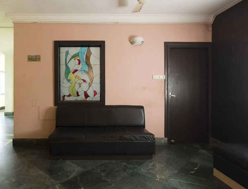 OYO 4209 Maurya Inn