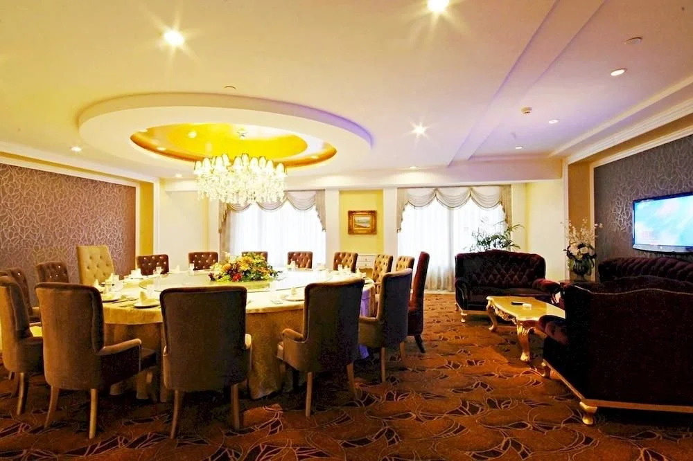 Friendship Hotel