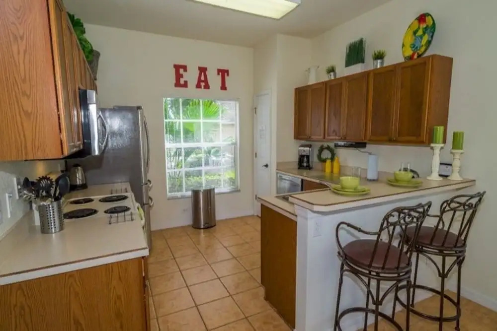 Luxury 4bd Gorgeous Pool In Gated Community 4 Bedroom Home