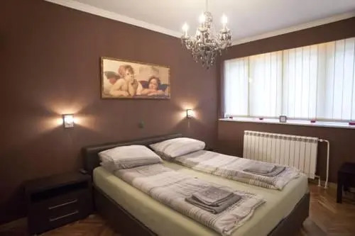 Angel Apartment