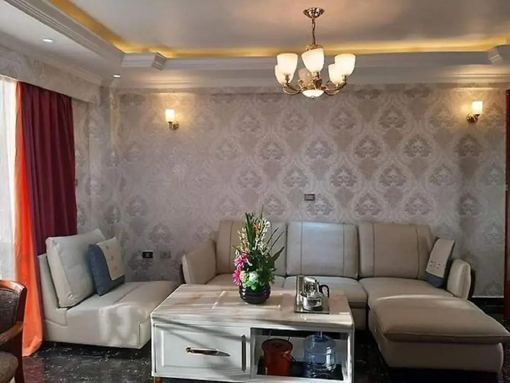 Royokasas Guest House Addis