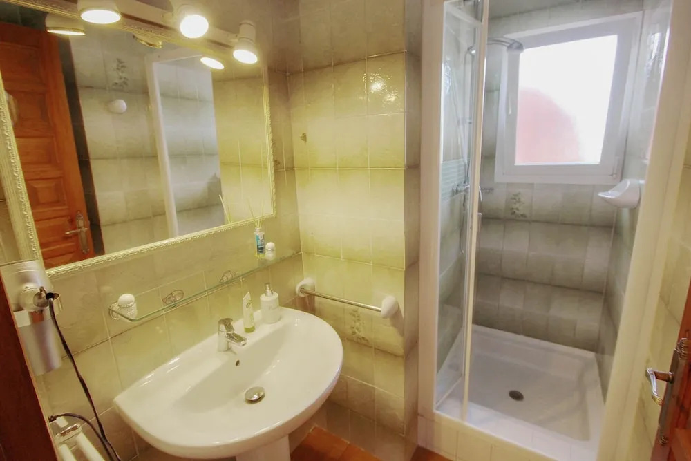 Alma - holiday home with private swimming pool in Benitachell