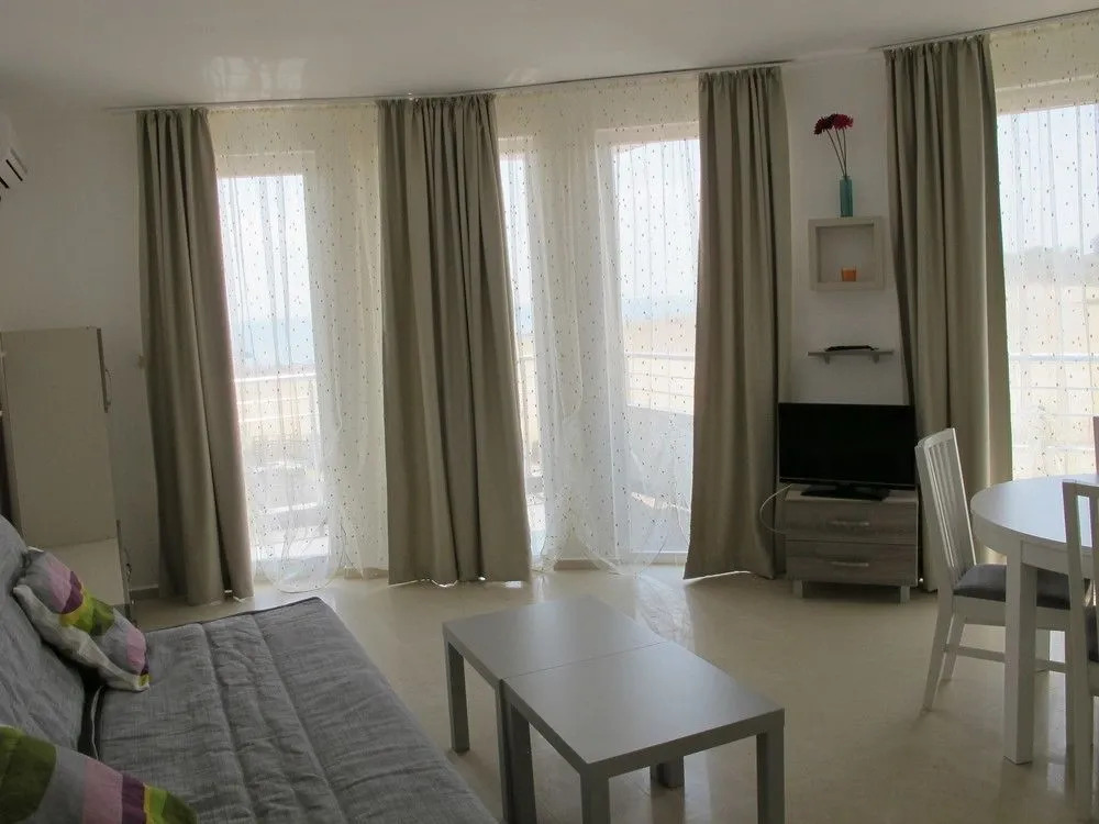 Aparthotel Crystal Beach I