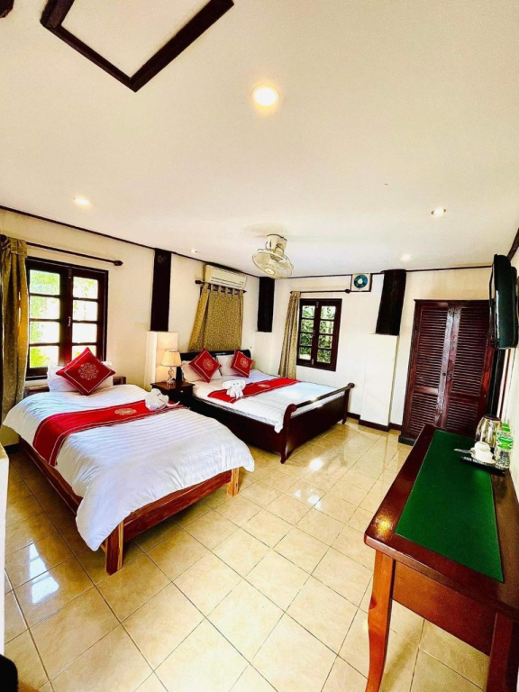 Vieng Savanh II Hotel