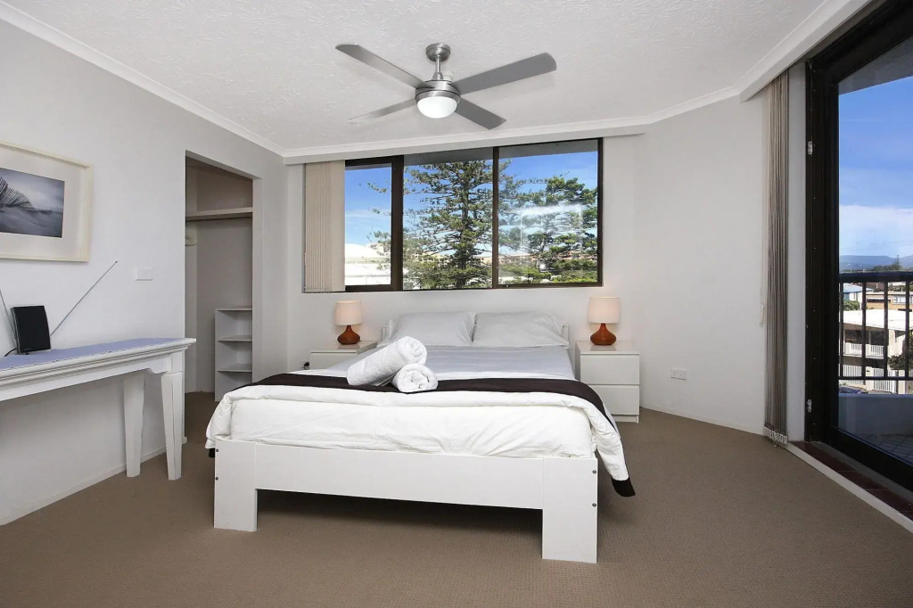 Spindrift on the Beach - Absolute Beachfront