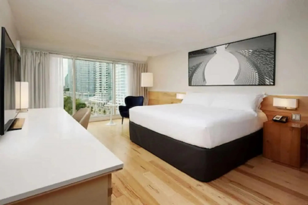 Radisson Blu Toronto Downtown
