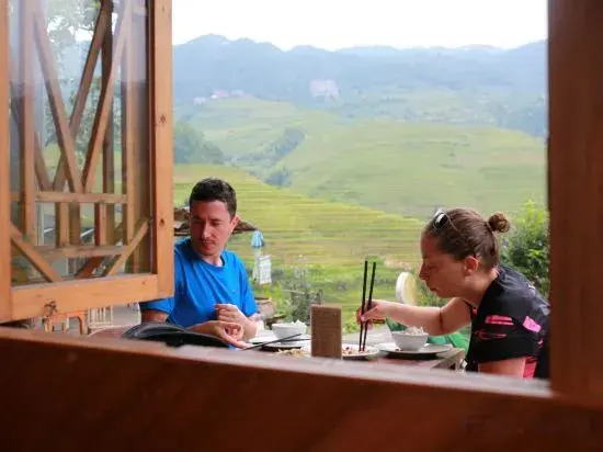 Dragon's Den Hostel