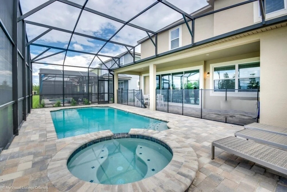 New Solara Resort 9 Bedroom Villa Villa by Redawning