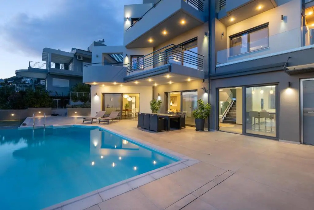 Luxurious 4bd Villa with outstanding view