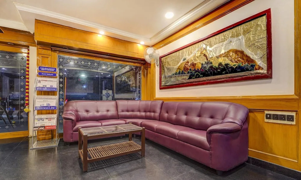 Itsy Hotels Coastal Grand Sathyam