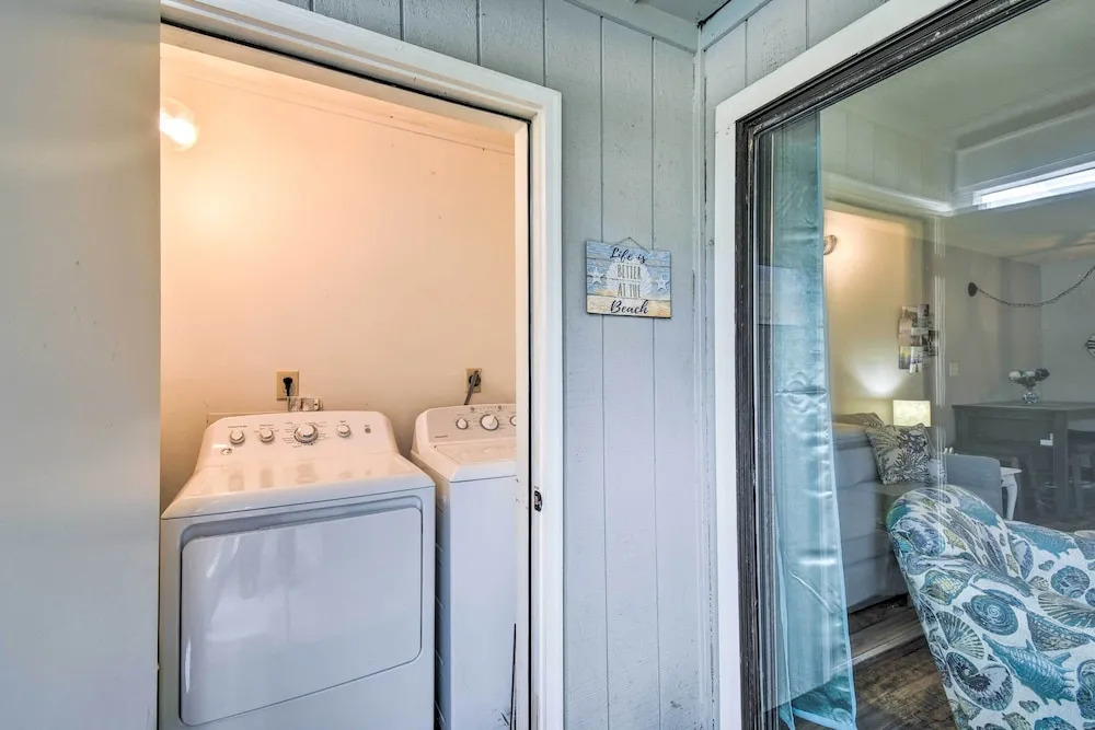 Swim, Golf & Dine: Condo by Cherry Grove Beach!