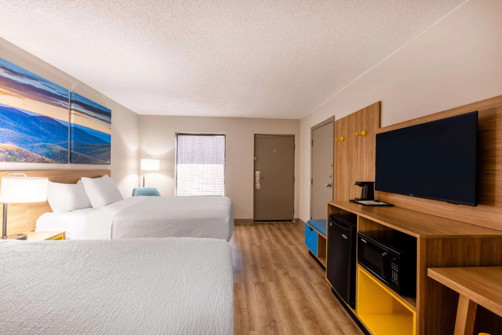 Days Inn by Wyndham Mooresville Lake Norman