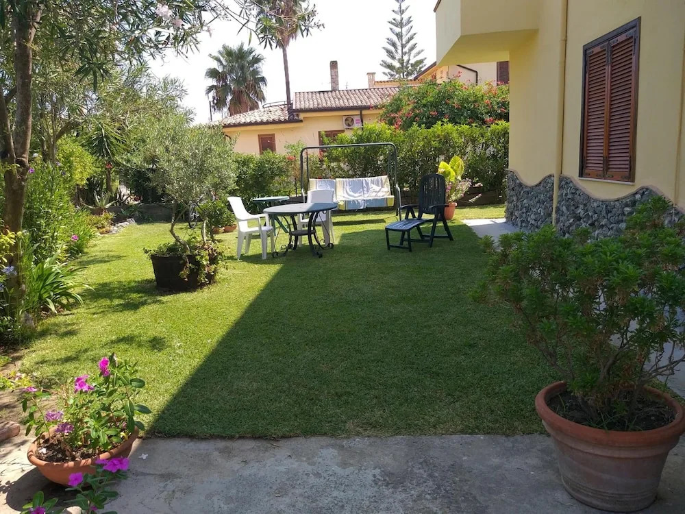 Sybaris B&B