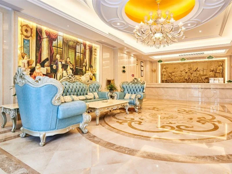 Vienna International Hotel (Fuzhou South Railway Station, Lulei Metro Station)