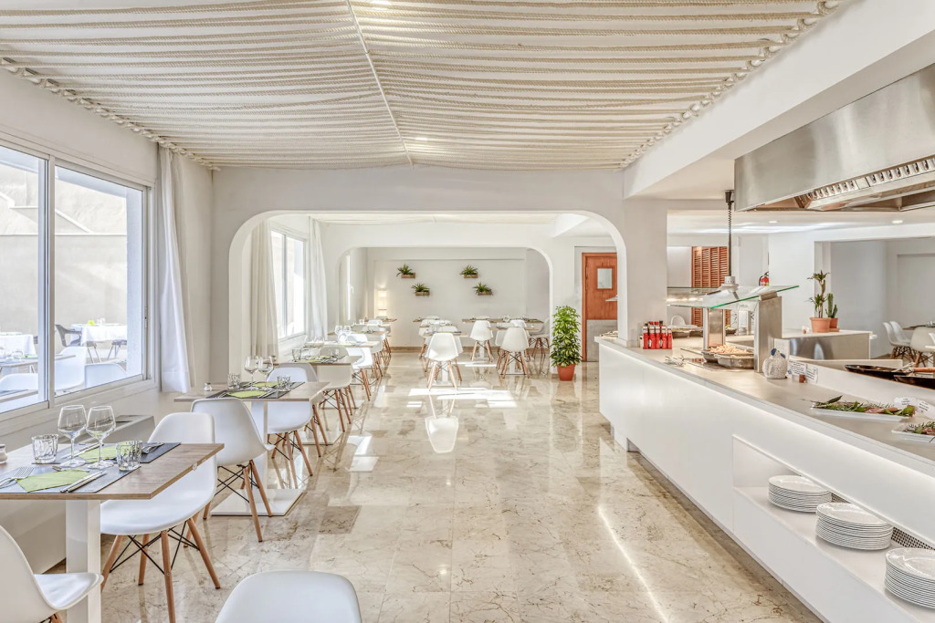 Hotel Torá