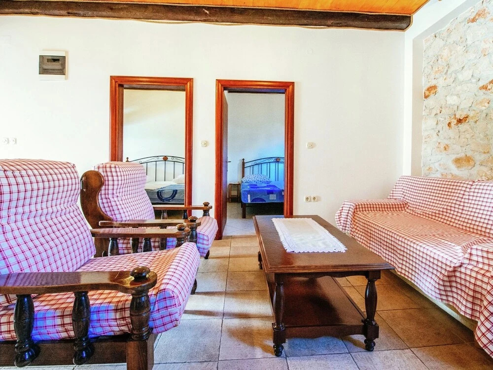 Spacious Ground Floor Apartment With Private Covered Terrace, Near the Sea
