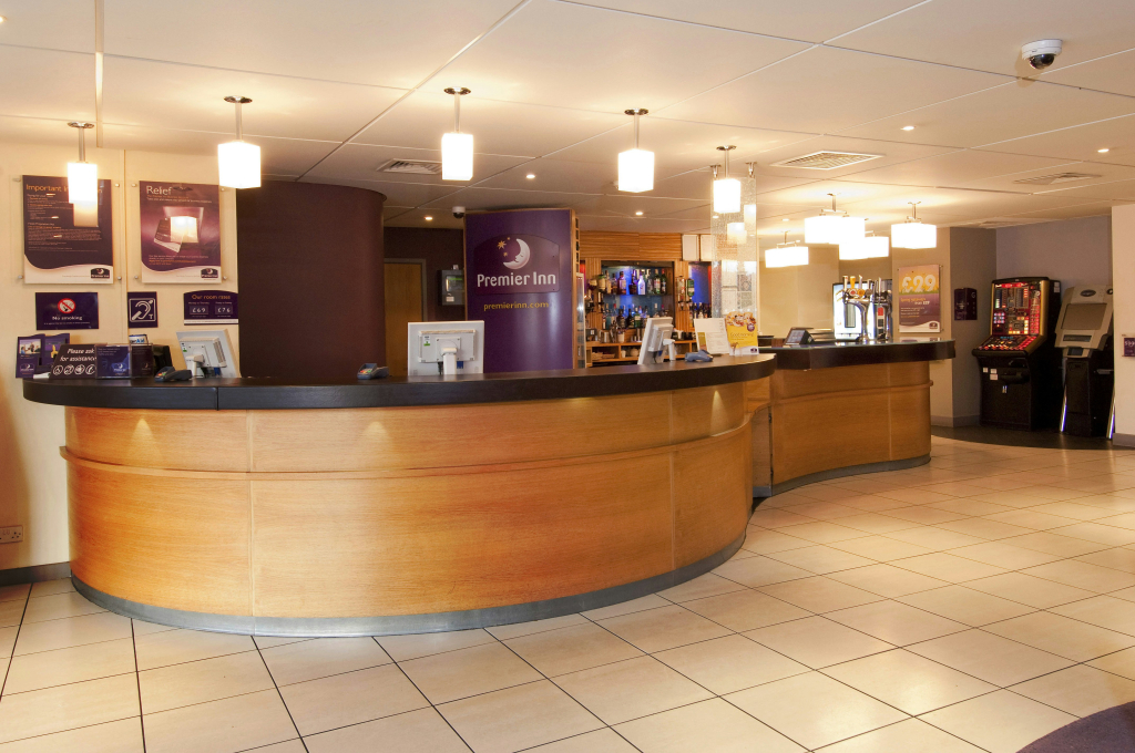 Premier Inn Manchester Trafford Centre West