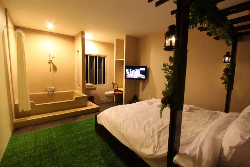 Z2 Boutique Hotel
