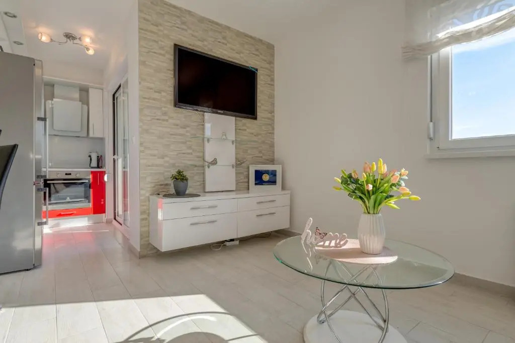 Ive Apartment