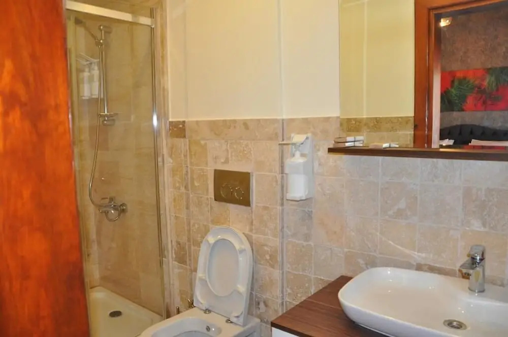 Tarihi Kumbaba Otel