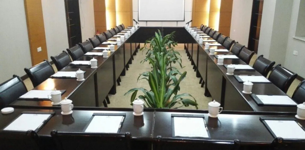 Huahai Hotel
