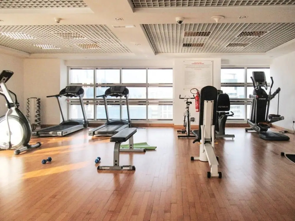 Stylish Studio Apartment in JLT With Lake Views!