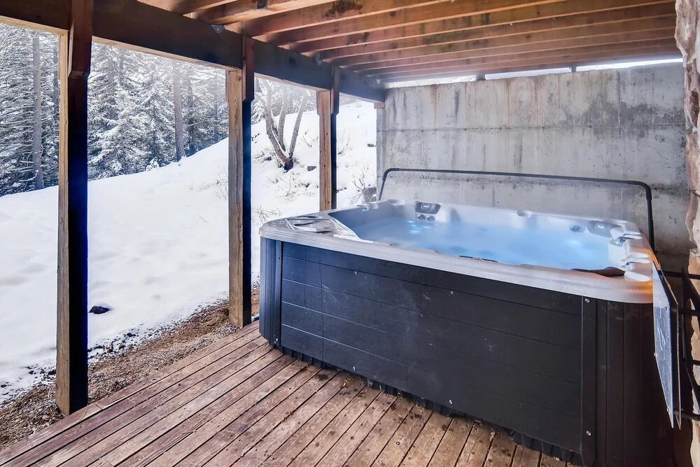 Ridgecrest Hideaway